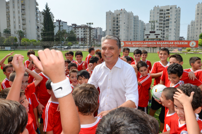 Muratpaşa Belediyesinden Amatör Spor Kulüplerine Destek