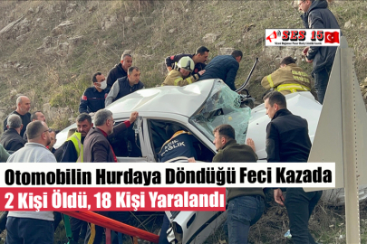 Otomobilin Hurdaya Döndüğü Feci Kazada 2 Kişi Öldü, 18 Kişi Yaralandı